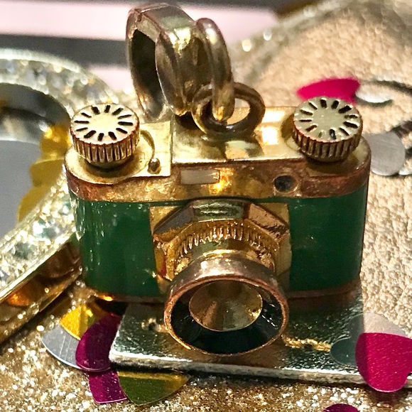 Juicy Couture charm old fashioned camera - Picture 3 of 8